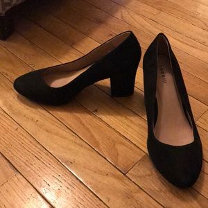 Black torrid almond toe pumps